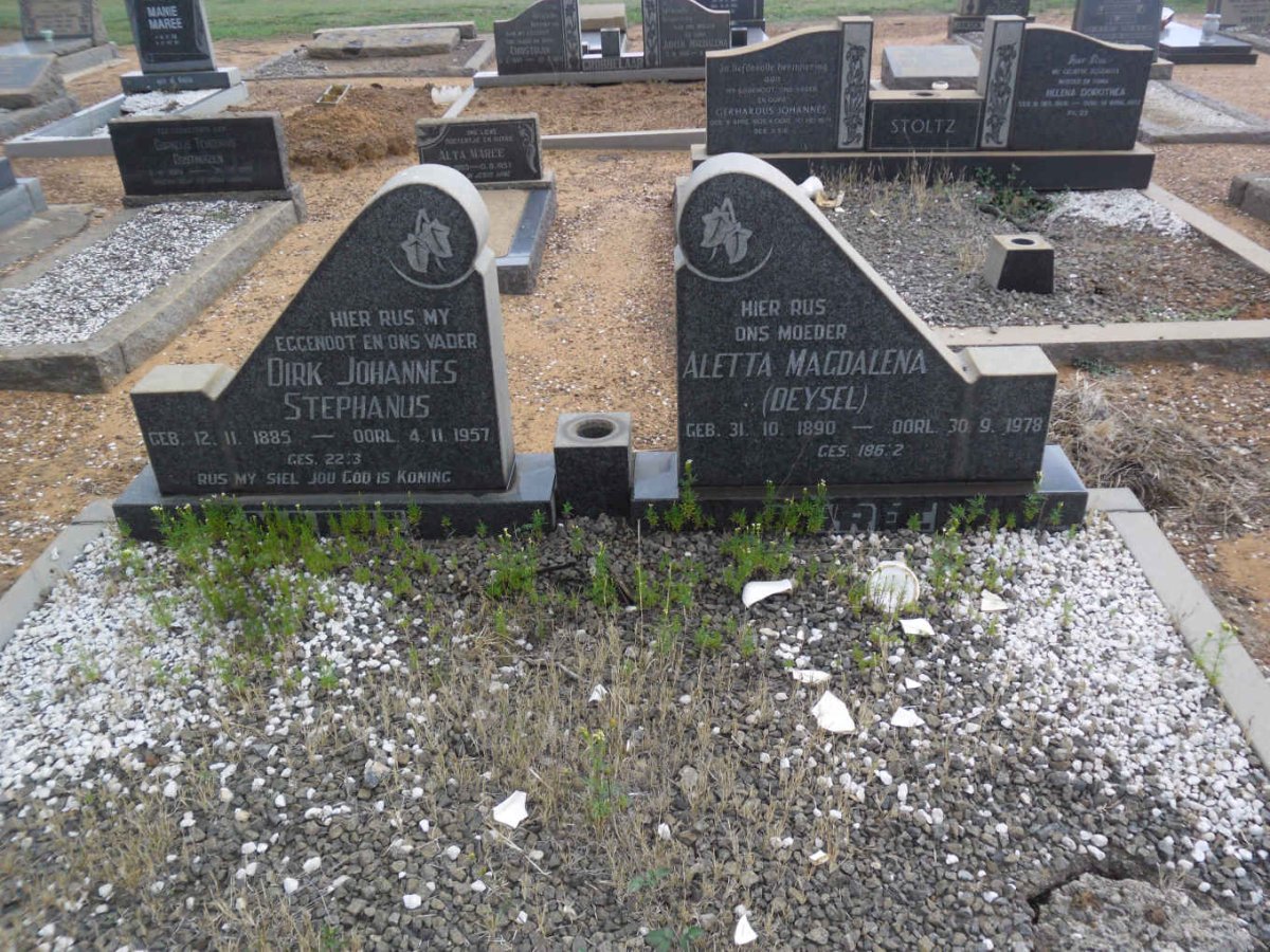 MAREE Dirk Johannes Stephanus 1885-1957 &amp; Aletta Magdalena DEYSEL 1890-1978