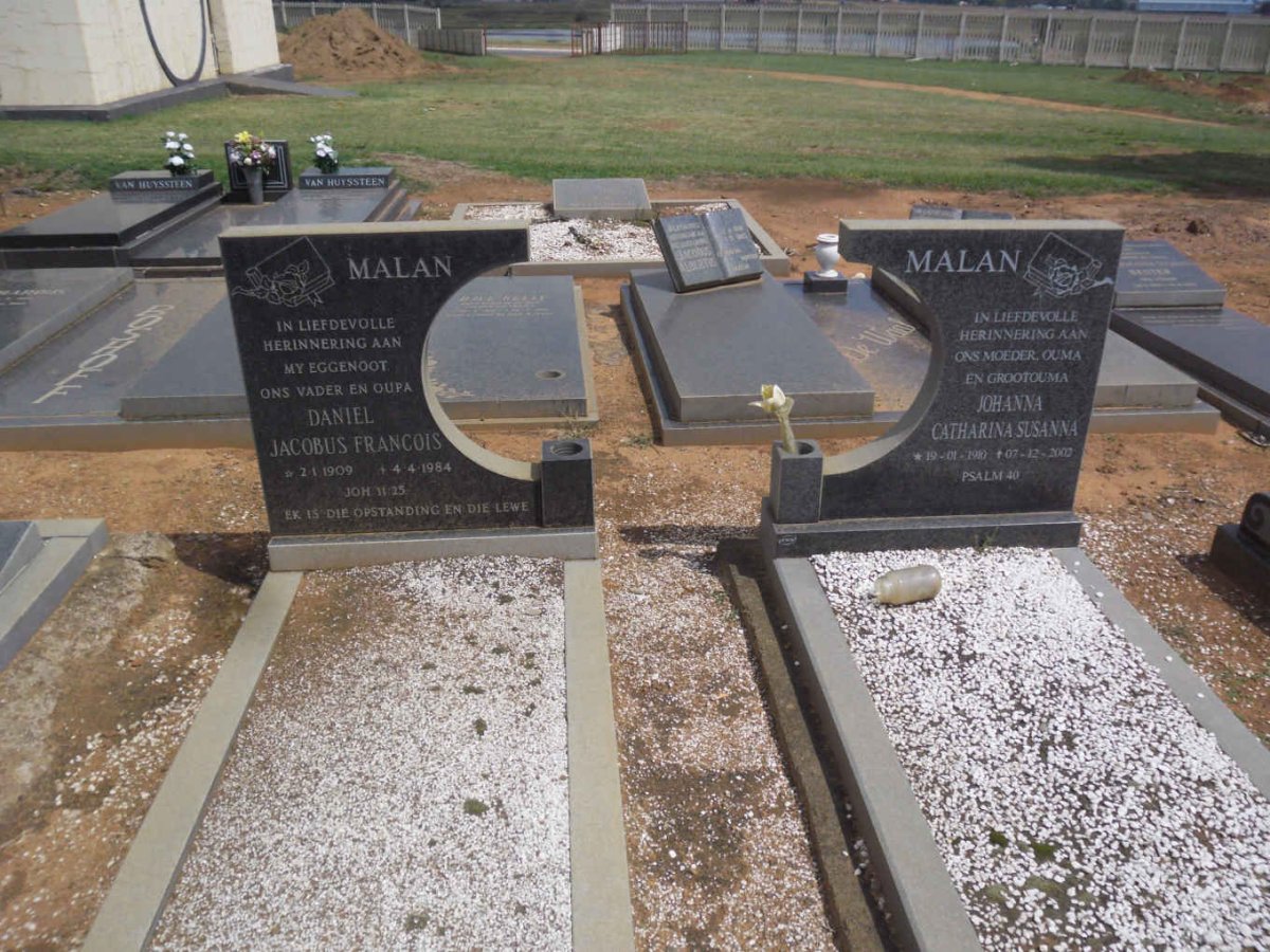 MALAN Daniel Jacobus Francois 1909-1984 &amp; Johanna Catharina Susanna 1910-2002