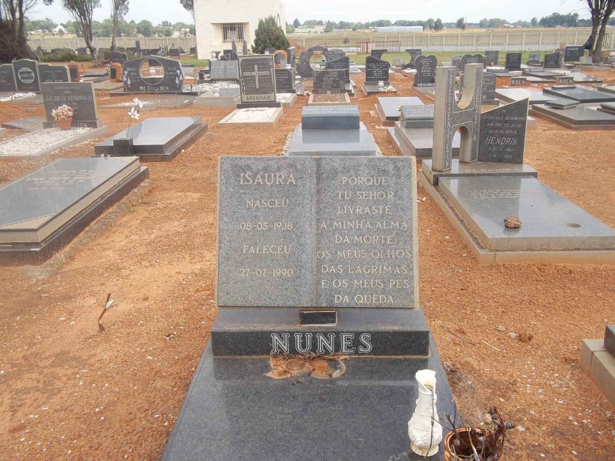 NUNES Isaura 1938-1990