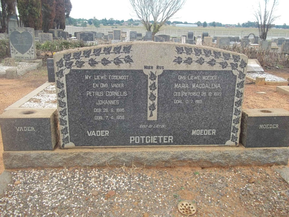 POTGIETER Petrus Cornelis Johannes 1886-1958 &amp; Maria Magdalena PIETERSE 1893-1963