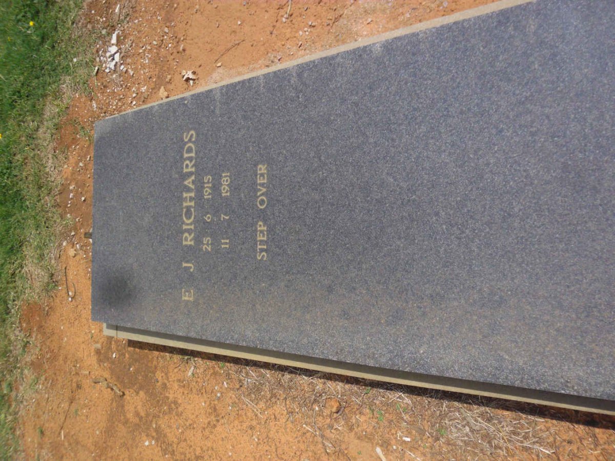 RICHARDS E.J. 1915-1981