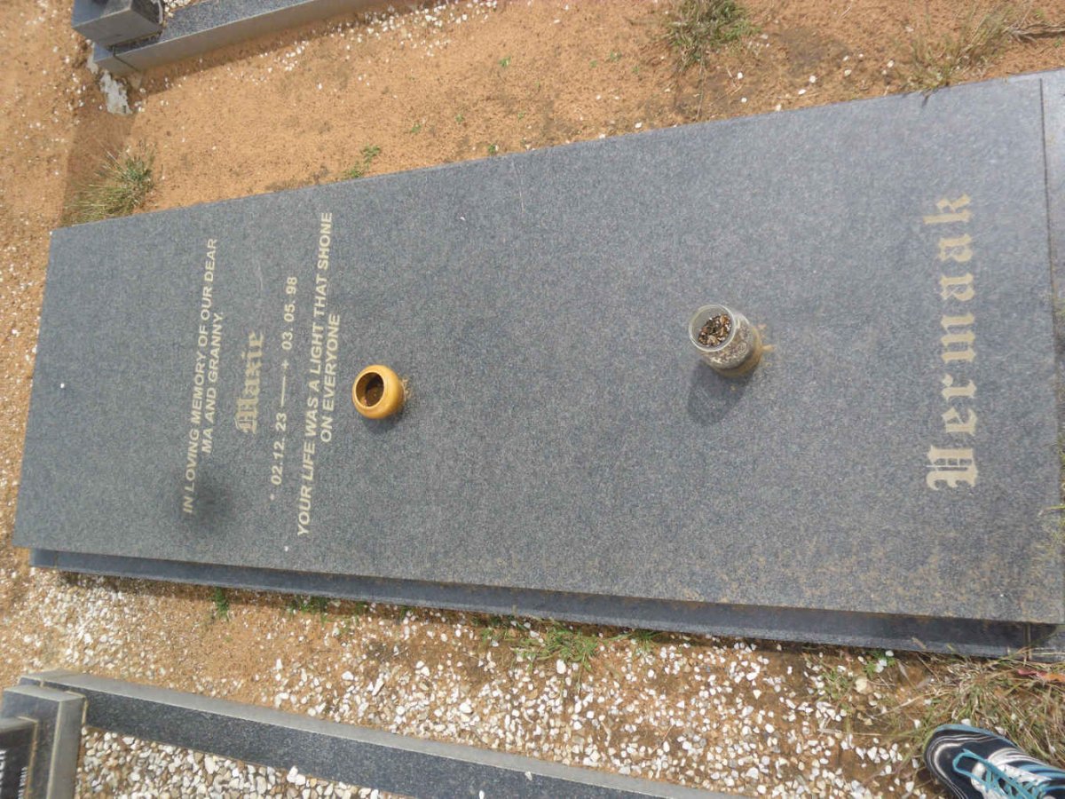 VERMAAK Maxie 1923-1998