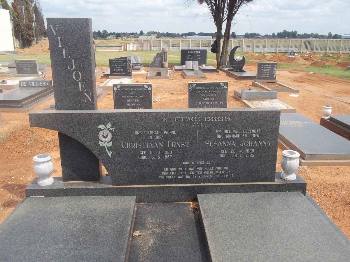 VILJOEN Christiaan Ernst 1908-1987 &amp; Susanna Johanna 1908-1985