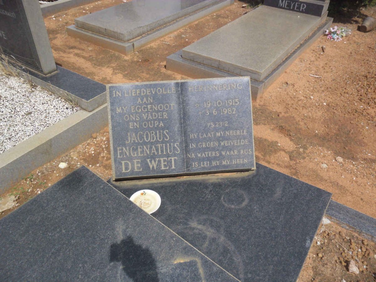 WET Jacobus Engenatius, de 1915-1982