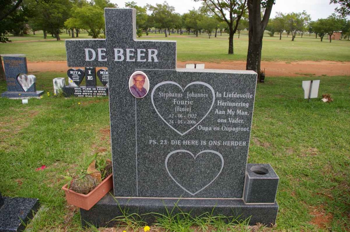 BEER Stephanus Johannes Fourie, de 1922-2006