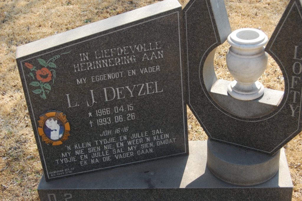 DEYZEL L.J. 1966-1993