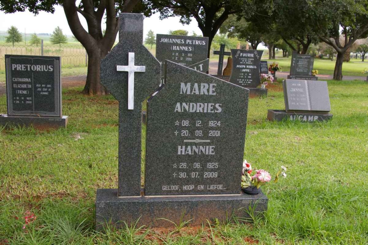 MARE Andries 1924-2001 &amp; Hannie 1925-2009