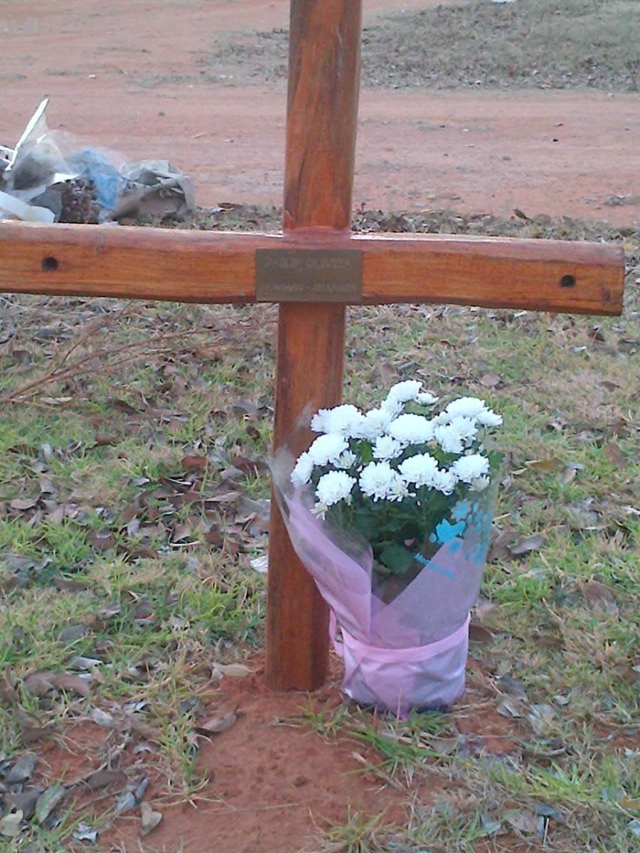OLIVIER Phillip 1964-2011