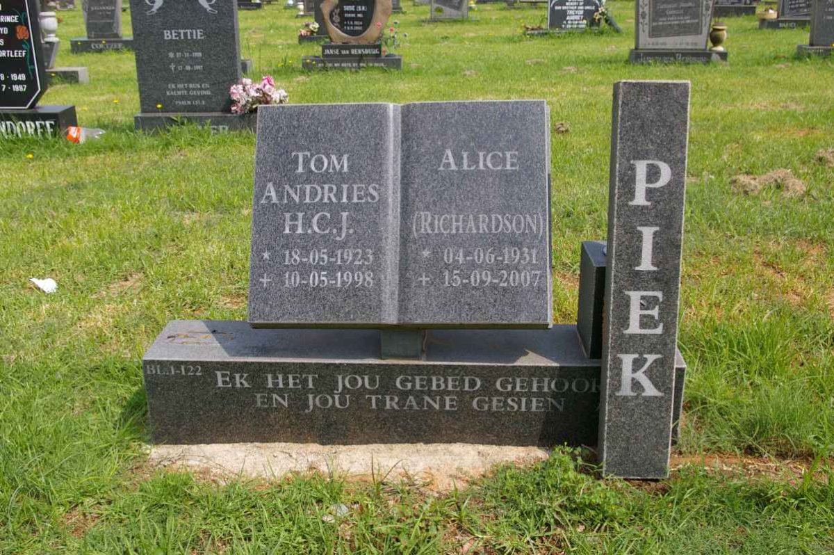 PIEK Tom Andries H.C.J. 1923-1998 &amp; Alice RICHARDSON 1931-2007