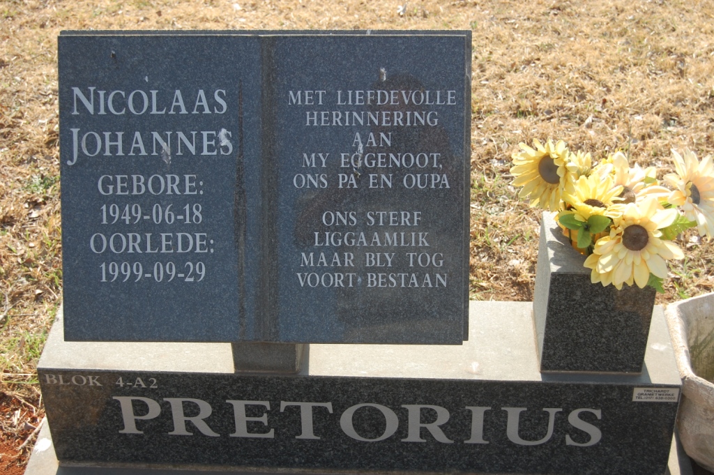 PRETORIUS Nicolaas Johannes 1949-1999