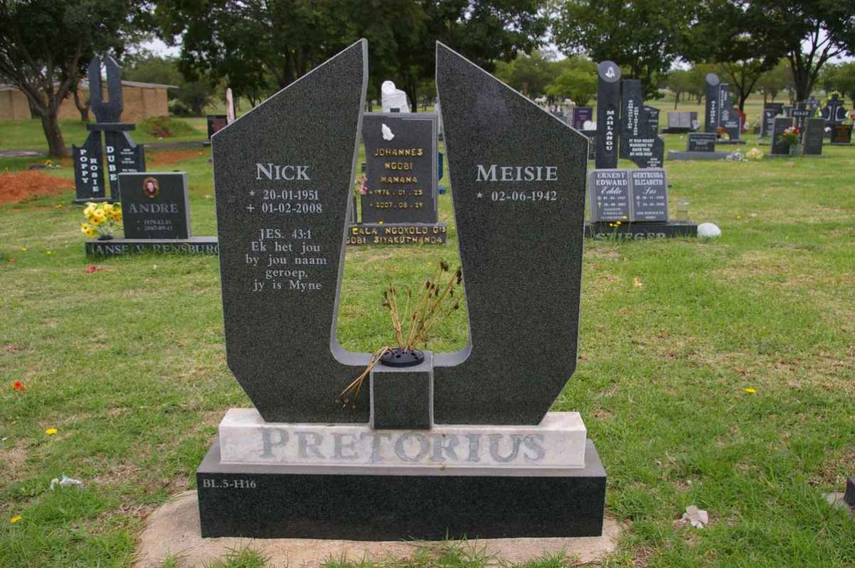 PRETORIUS Nick 1951-2008 &amp; Meisie 1942-