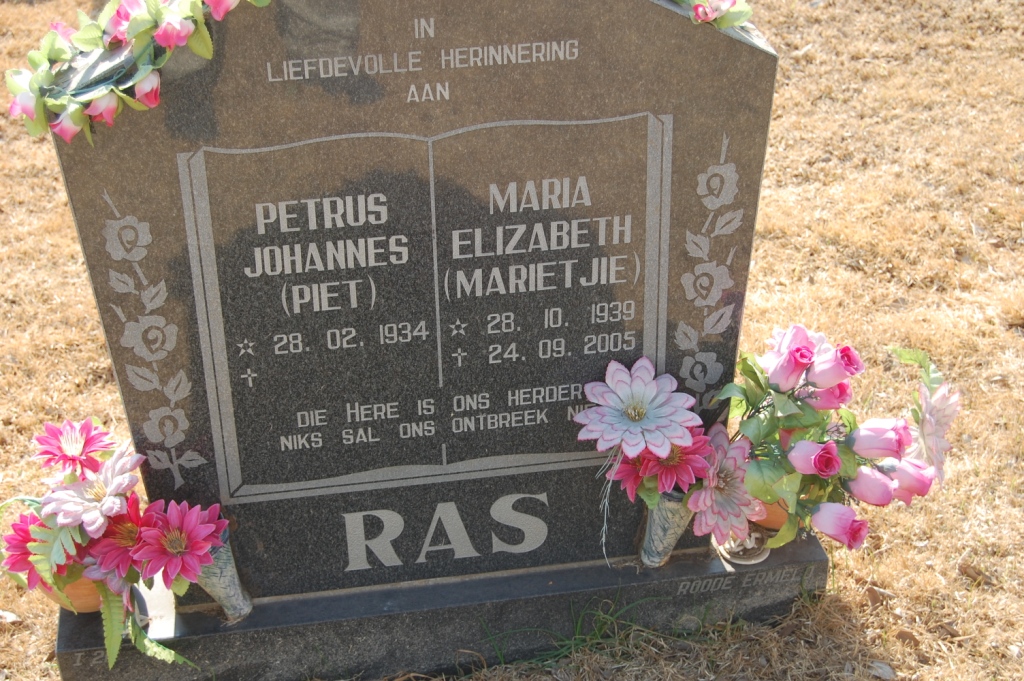 RAS Petrus Johannes 1934- &amp; Maria Elizabeth 1939-2005
