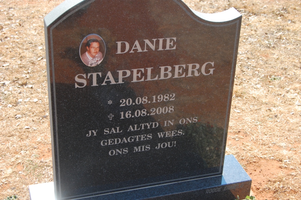 STAPELBERG Danie 1982-2008