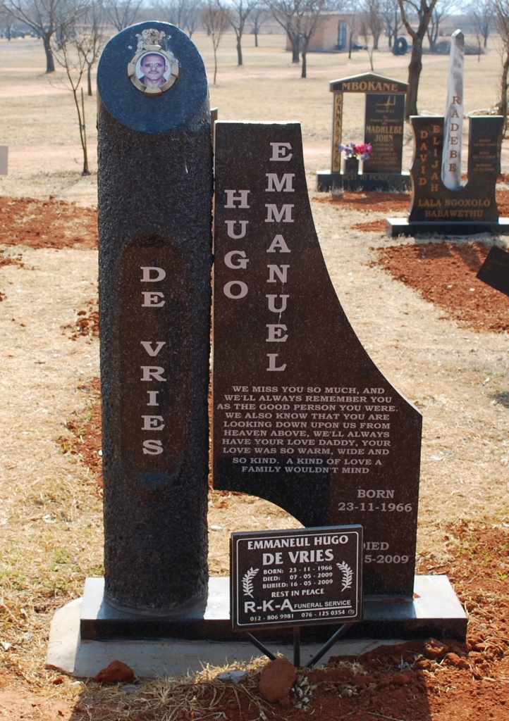 VRIES Emmanuel Hugo, de 1966-2009