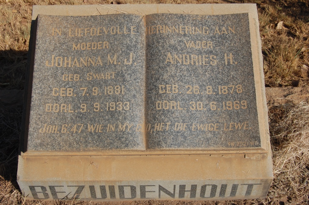 BEZUIDENHOUT Andries H. 1878-1969 &amp; Johanna M.J. SWART 1881-1933