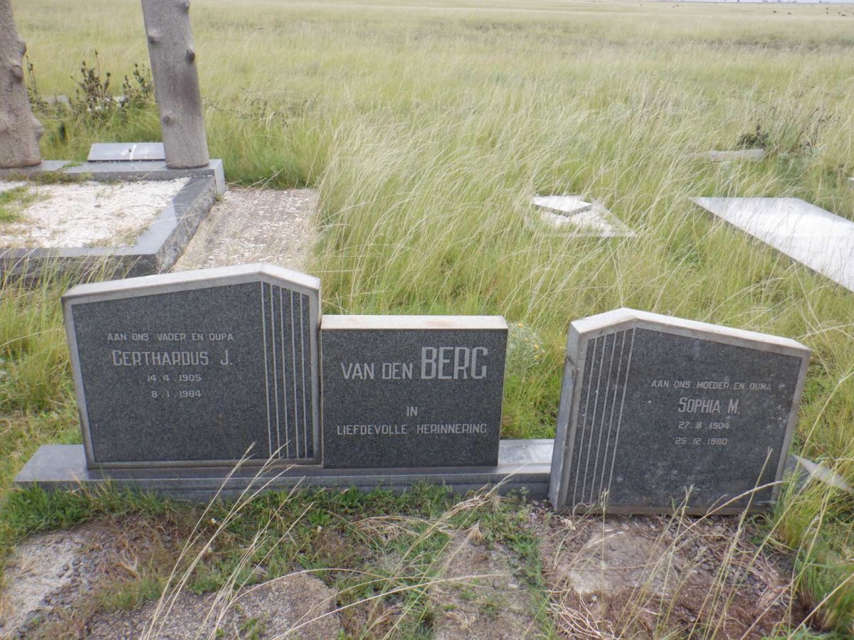 BERG Gerthardus J., van den 1905-1984 &amp; Sophia M. 1904-1980