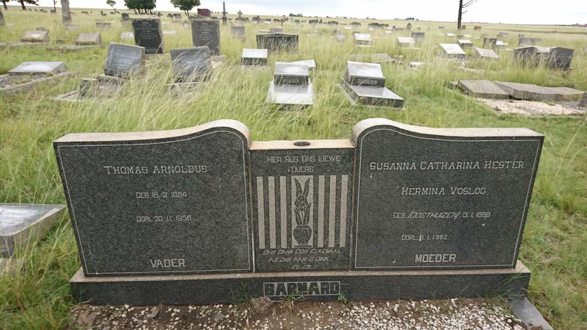 BARNARD Thomas Arnoldus 1884-1956 &amp; Susanna Catharina Hester Hermina OOSTHUIZEN 1889-1982