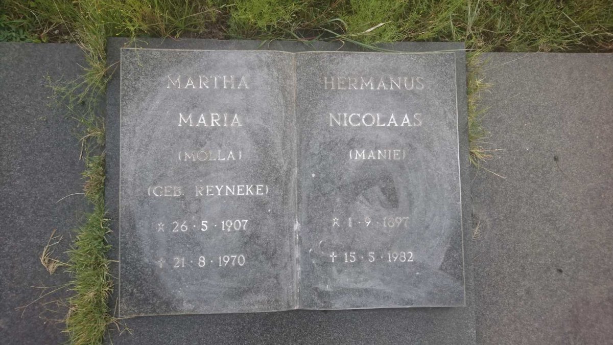 CLERQ Hermanus Nicolaas, de 1897-1982 &amp; Martha Maria REYNEKE 1907-1970