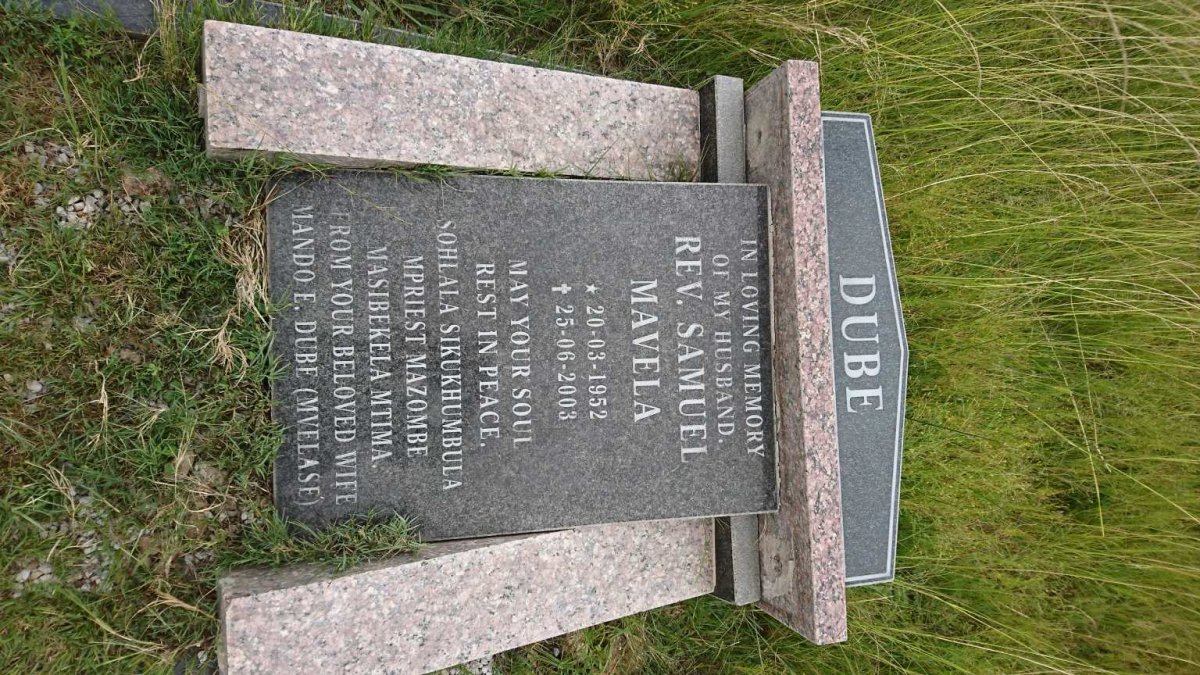DUBE Samuel Mavela 1952-2003