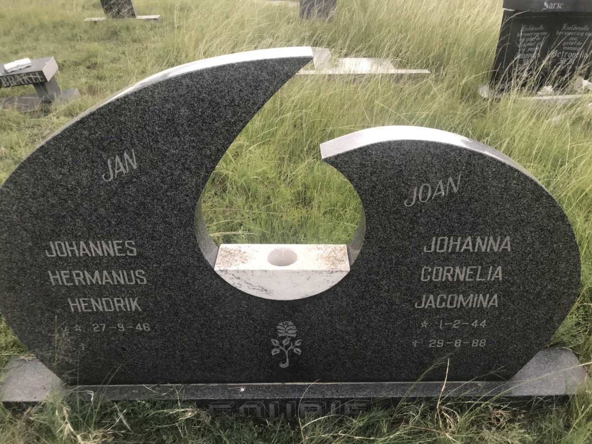 FOURIE Johannes Hermanus Hendrik 1946- &amp; Johanna Cornelia Jacomina 1944-1988