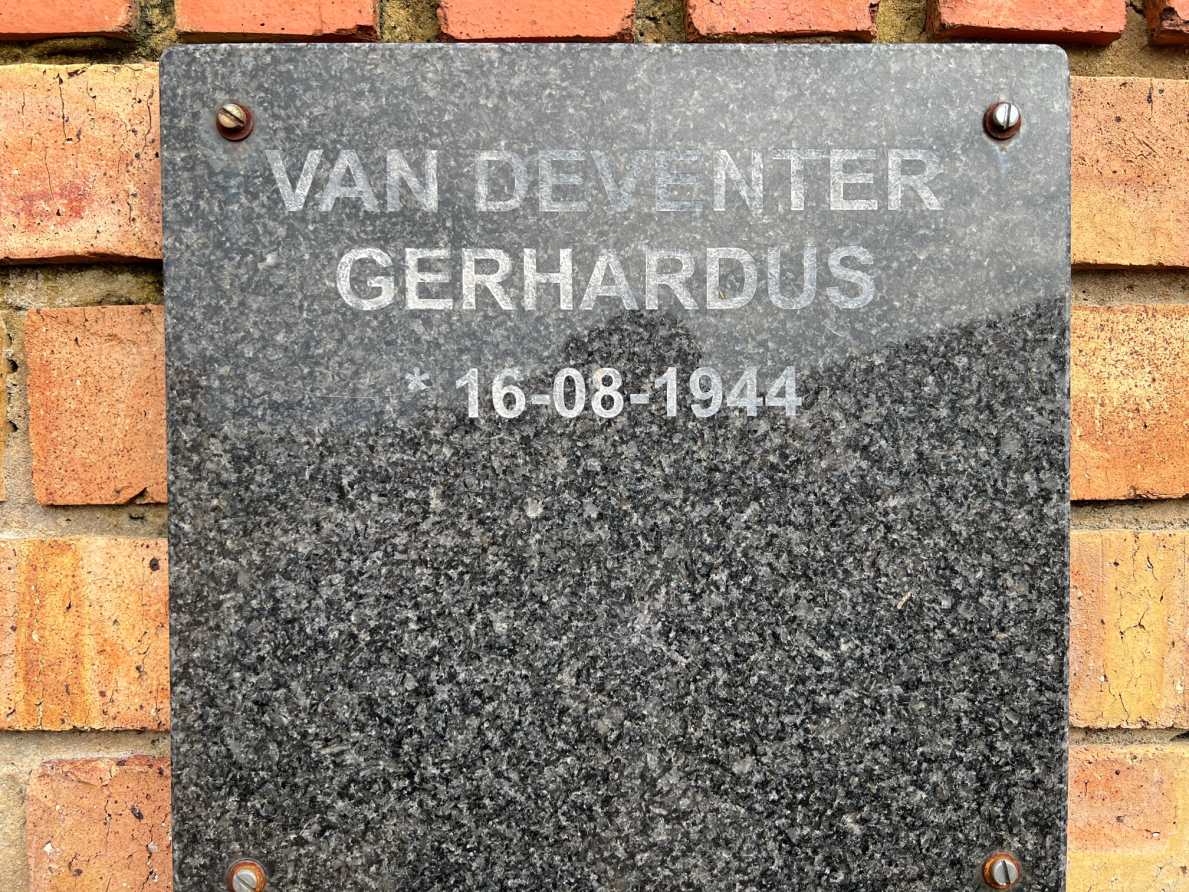 DEVENTER Gerhardus, van 1944-