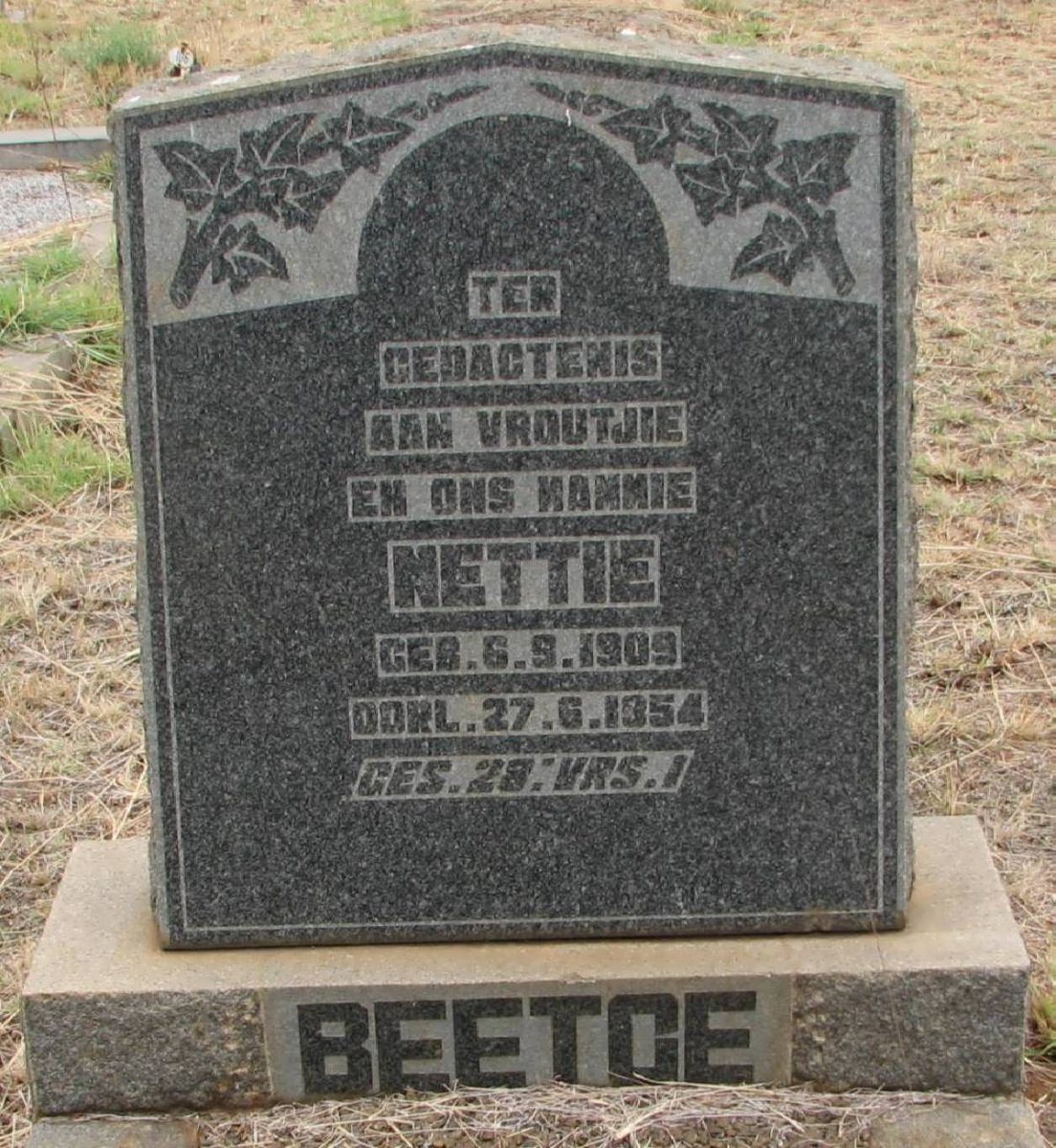 BEETGE Nettie 1909-1954