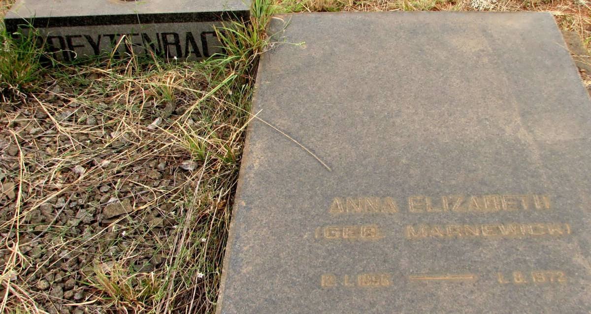 BREYTENBACH Jacob Coenraad 1894-1982 & Anna Elizabeth MARNEWICK 1896-1972 _1
