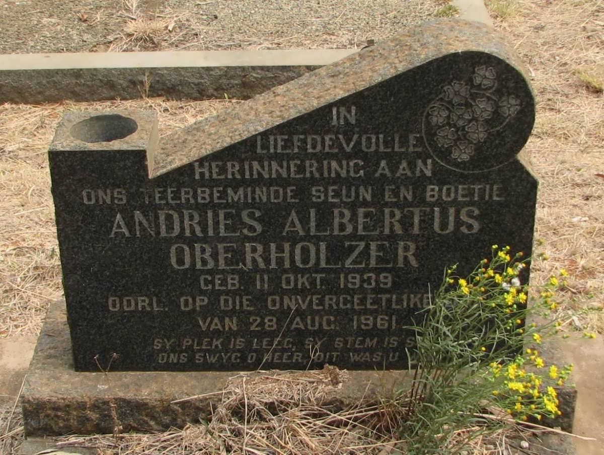 OBERHOLZER Andries Albertus 1939-1961