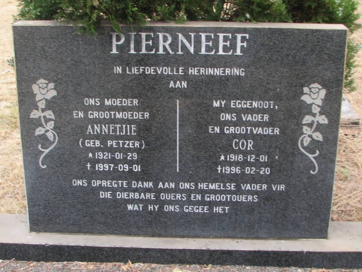 PIERNEEF Cor 1918-1996 &amp; Annetjie PETZER 1921-1997