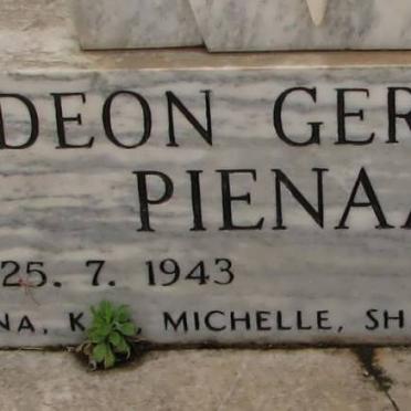 PIENAAR Deon Gerhard 1943-1978
