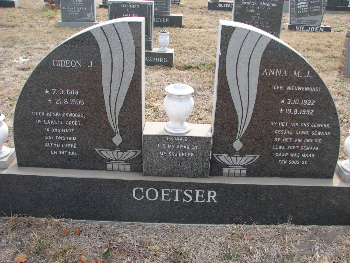 COETSER Gideon J. 1919-1996 &amp; Anna M.J. NIEUWENHUIS 1922-1992