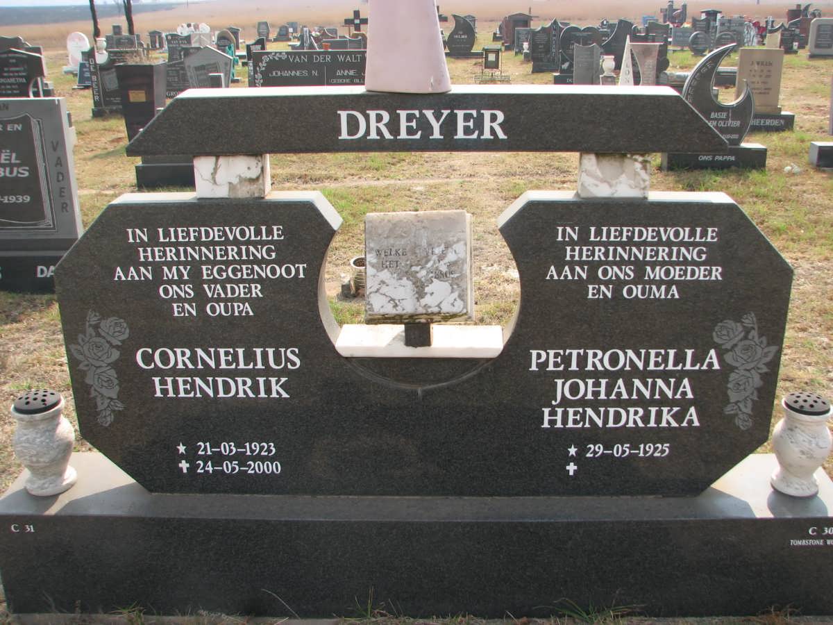 DREYER Cornelius Hendrik 1923-2000 &amp; Petronella Johanna Hendrika 1925-