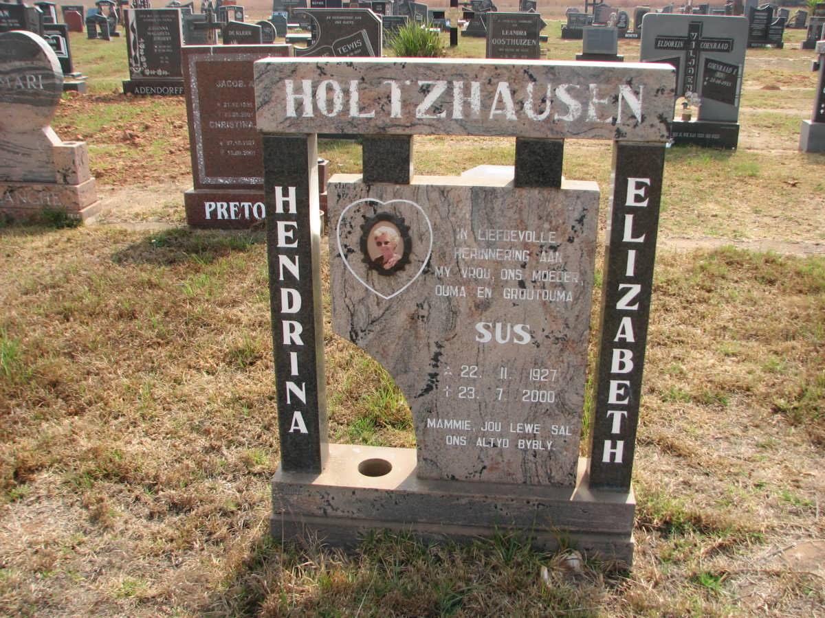 HOLTZHAUSEN Hendrina Elizabeth 1927-2000