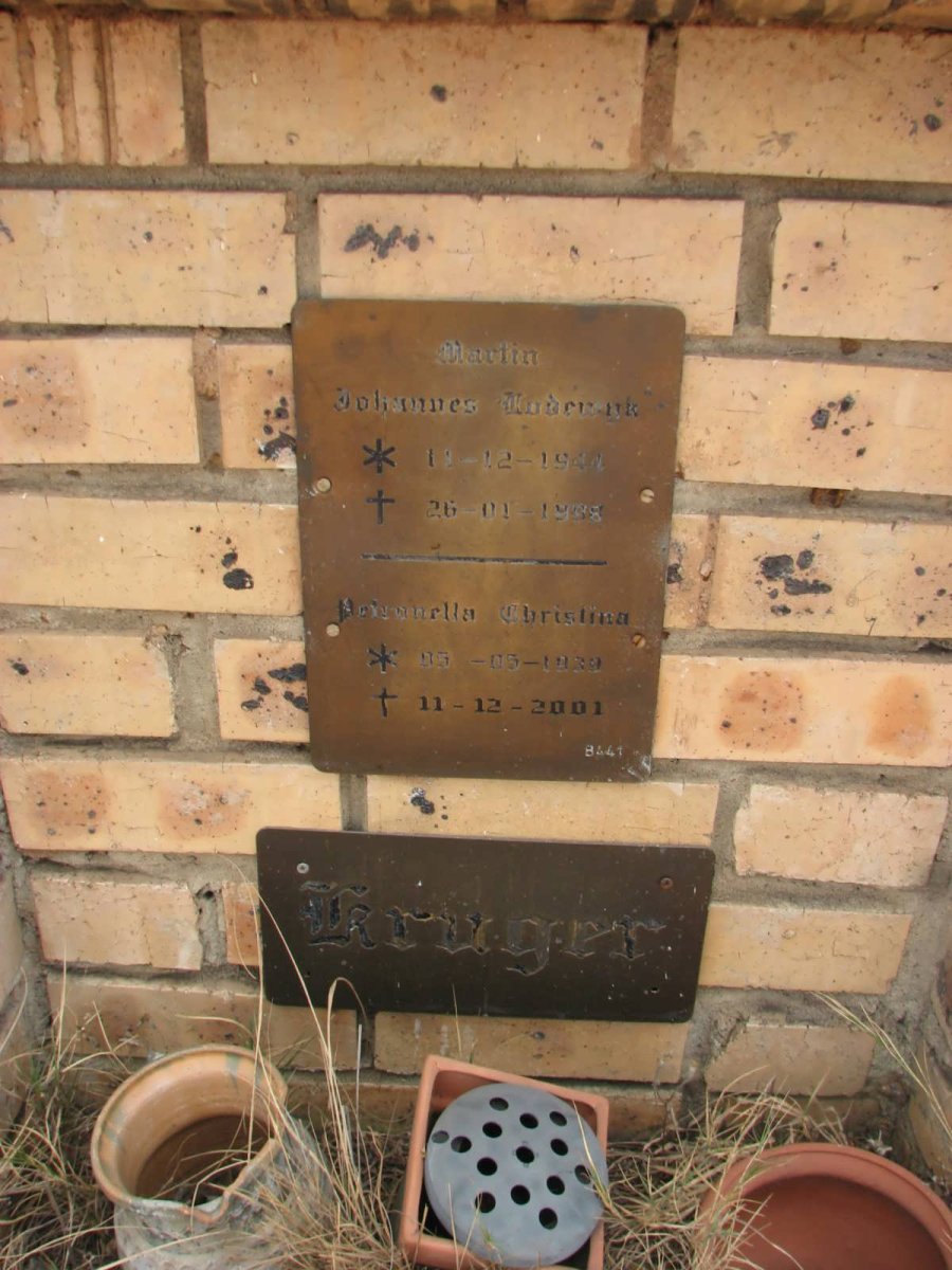 KRUGER Martin Johannes Lodewyk 1944-1998 &amp; Petronella Christina 1939-2001