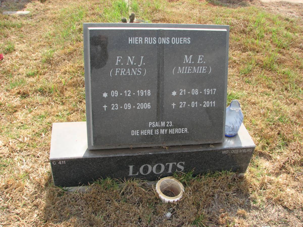 LOOTS F.N.J. 1918-2006 &amp; M.E. 1917-2011