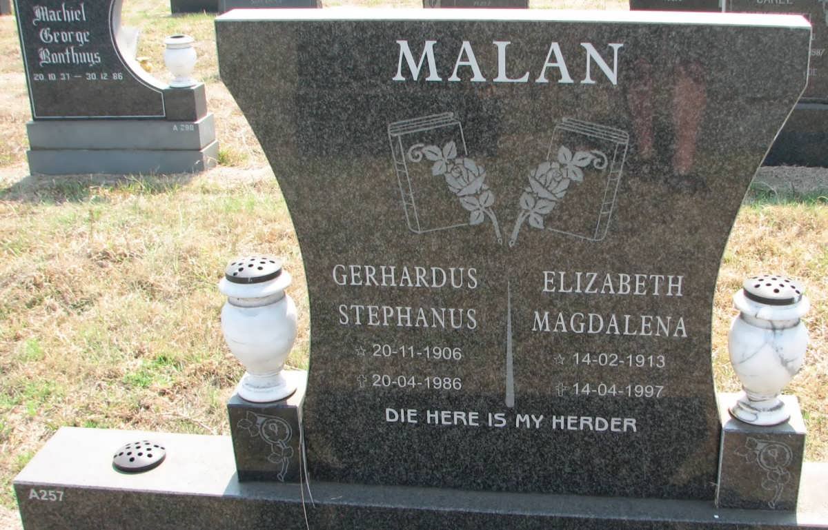 MALAN Gerhardus Stephanus 1906-1986 &amp; Elizabeth Magdalena 1913-1997