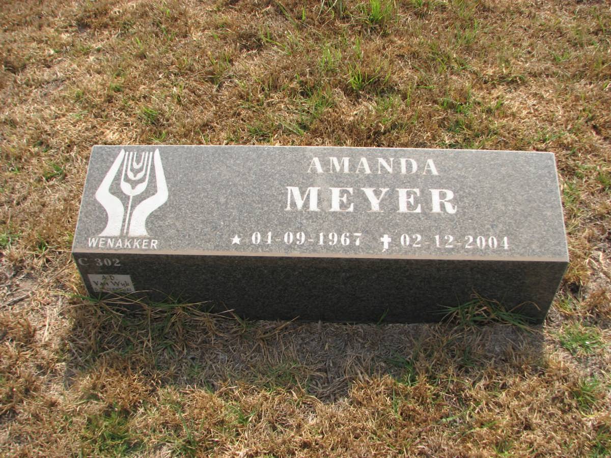 MEYER Amanda 1967-2004