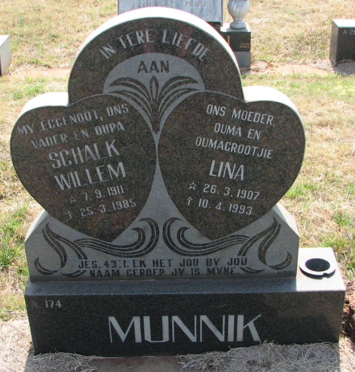 MUNNIK Schalk Willem 1911-1985 &amp; Lina 1907-1993