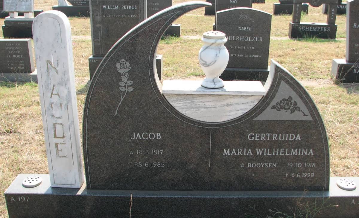 NAUDE Jacob 1917-1985 &amp; Gertruida Maria Wilhelmina BOOYSEN 1918-1999