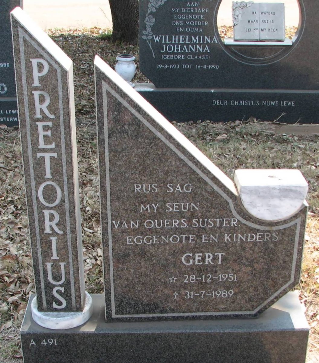 PRETORIUS Gert 1951-1989