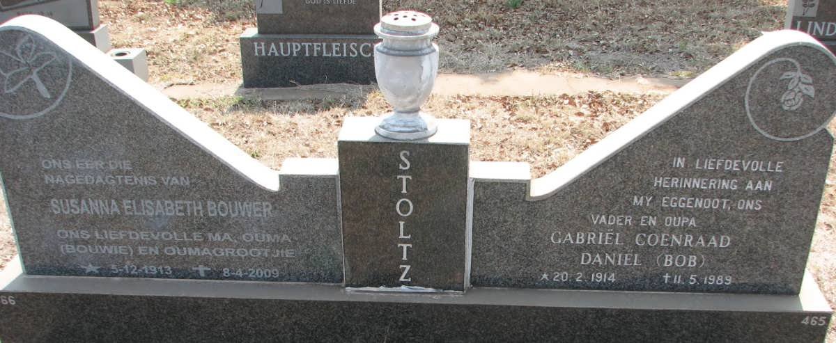 STOLTZ Gabriël Coenraad Daniël 1914-1989 &amp; Susanna Elizabeth BOUWER 1913-2009