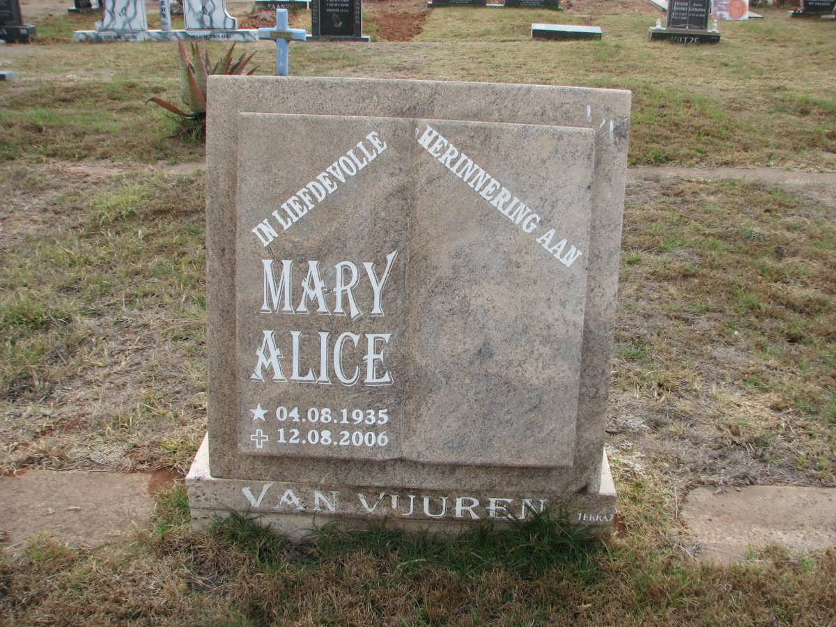 VUUREN Mary Alice, van 1935-2006