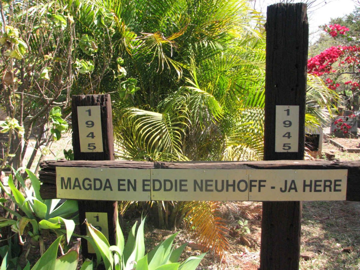 NEUHOFF Eddie 1945-19?? &amp; Magda 1945-