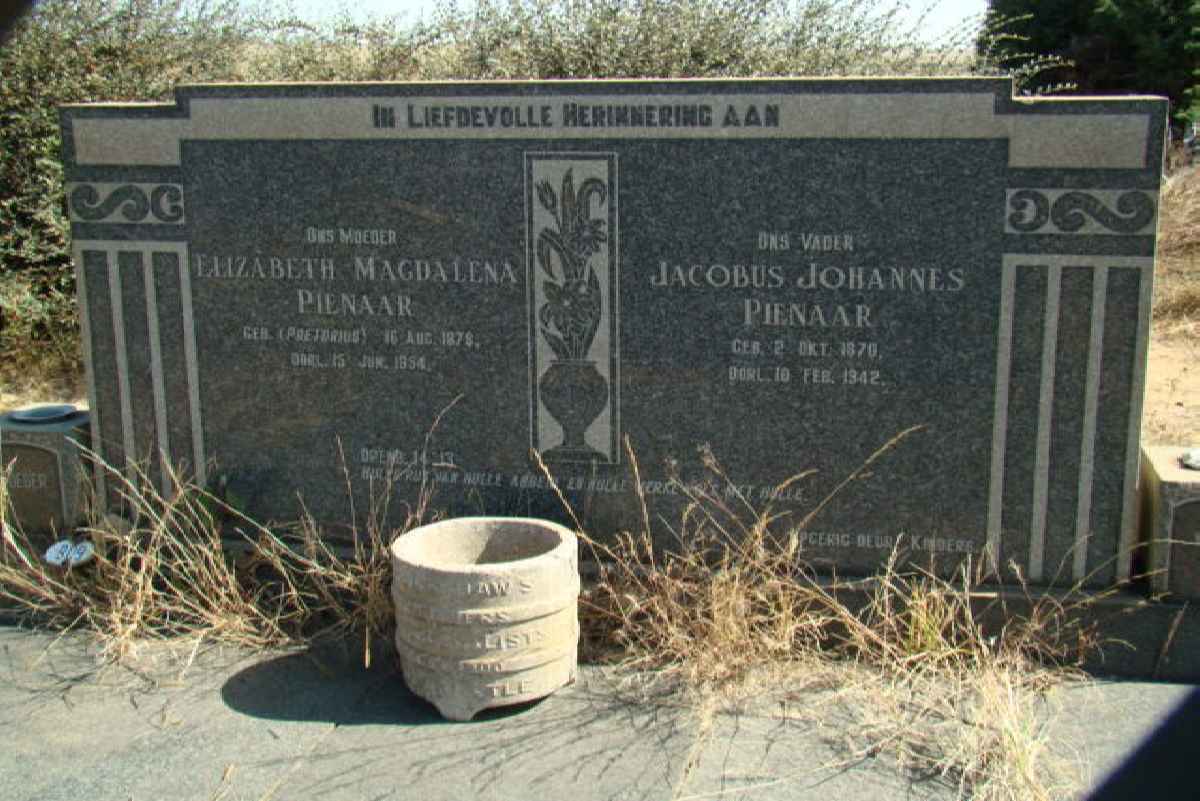 PIENAAR Jacobus Johannes 1870-1942 &amp; Elizabeth Magdalena PRETORIUS 1878-1954
