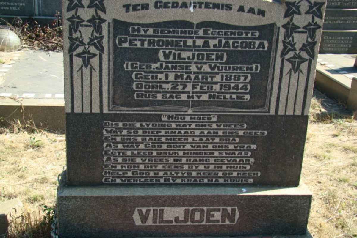VILJOEN Petronella Jacoba nee JANSE VAN VUUREN 1887-1944