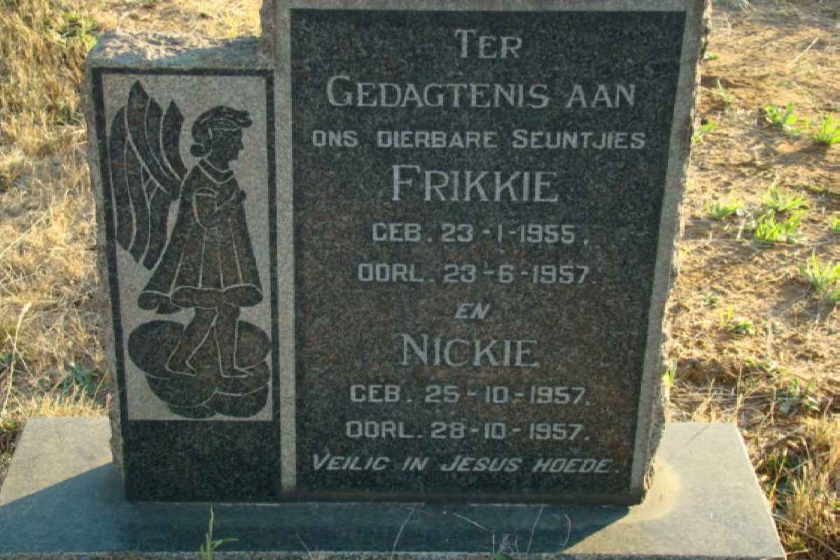 ? Frikkie 1955-1957 :: ? Nickie 1957-1957