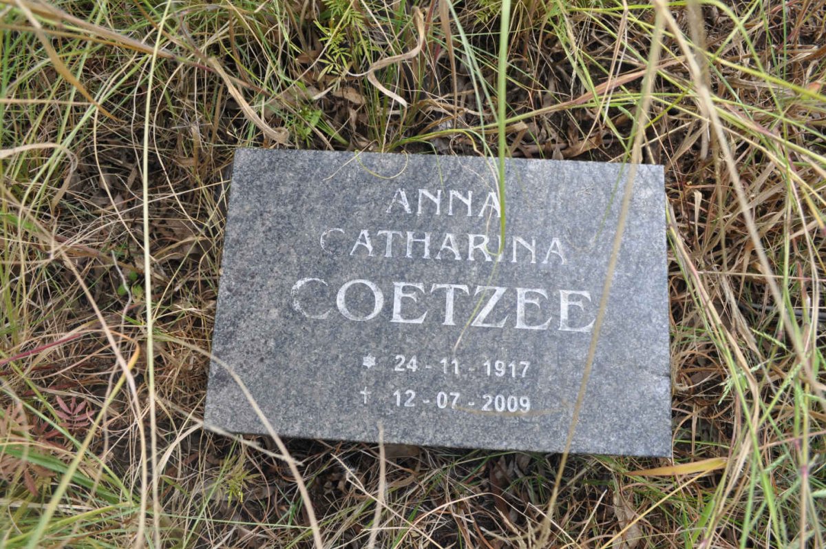 COETZEE Anna Catharina 1917-2009