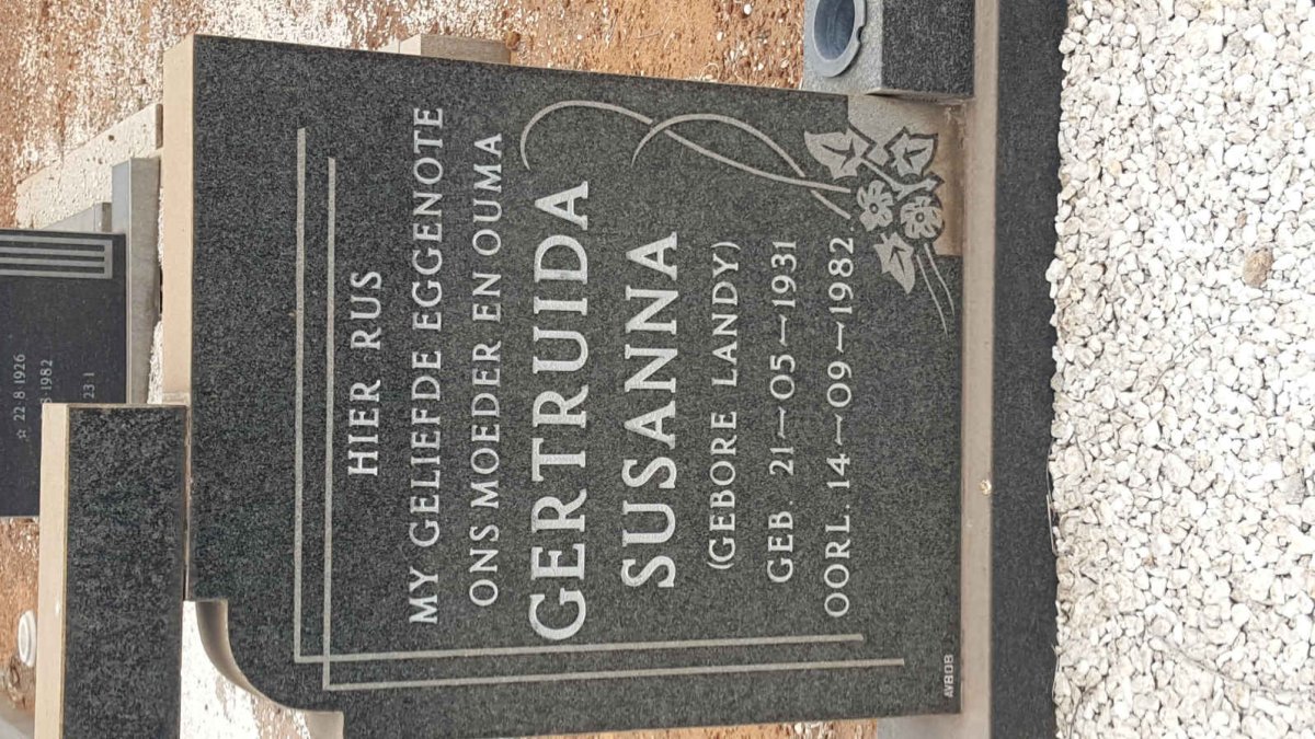 BERG Daniel Cornelius, van den 1927–1986 & Gertruida Susanna nee LANDY 1931–1982 #3