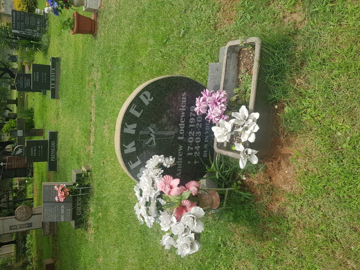 BEKKER Andrew Lodewicus 1979-200?