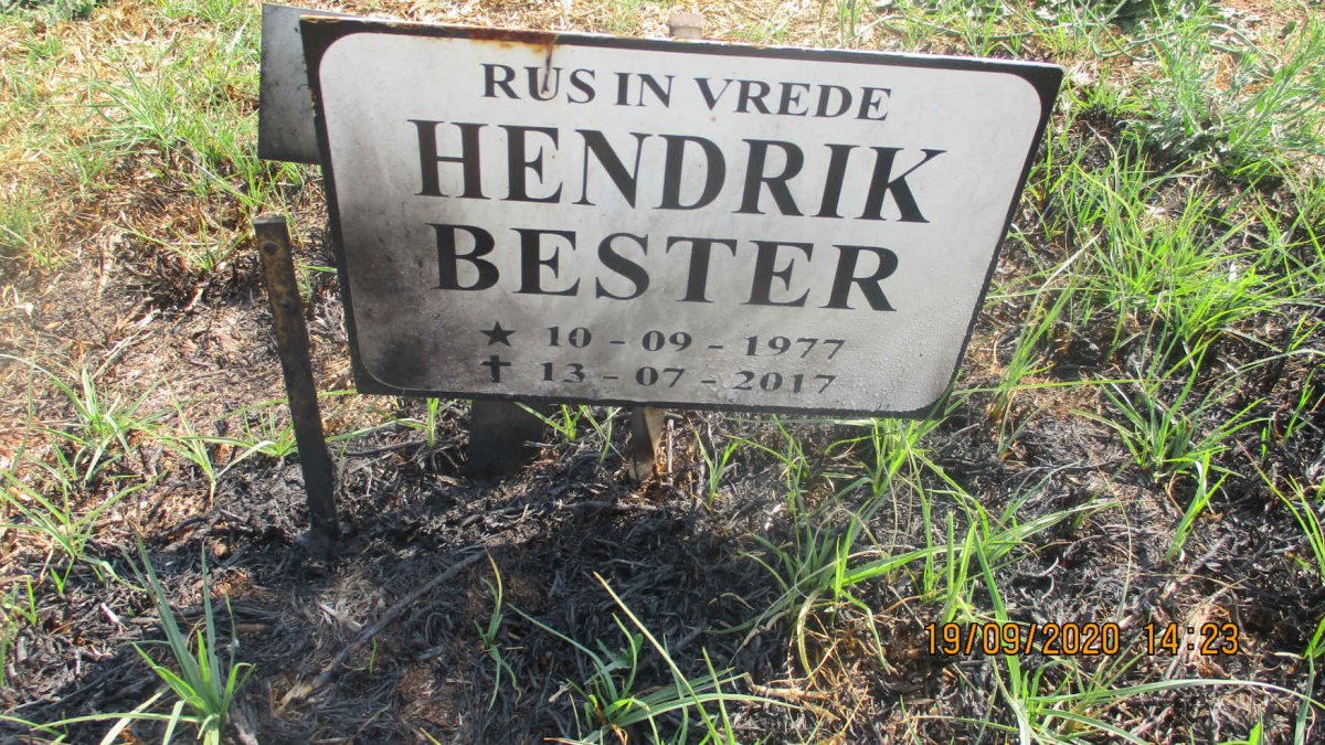 BESTER Hendrik 1977-2017